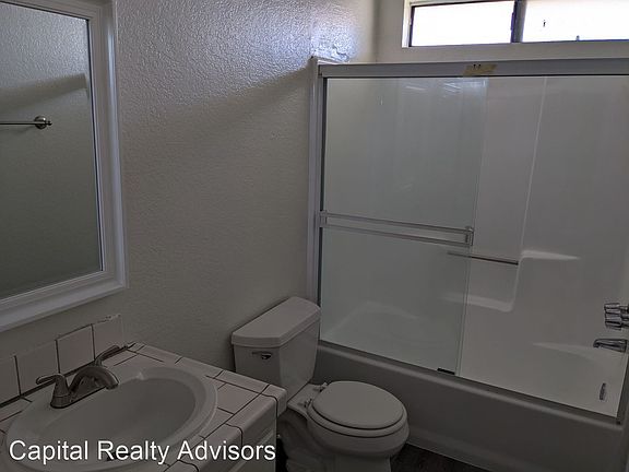 5th image of 3204 W 139th St #6