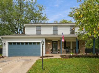 12202 Colbarn Pl, Fishers, IN 46038