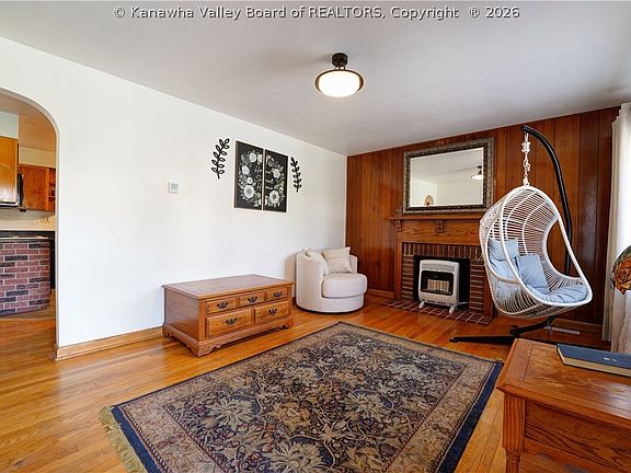 5th image of 224 Dutch Rd