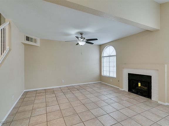5th image of 2810 Briar Knoll Dr