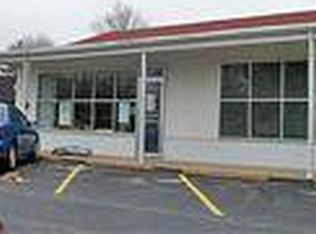 2280 McKelvey Rd, Maryland Heights, MO 63043
