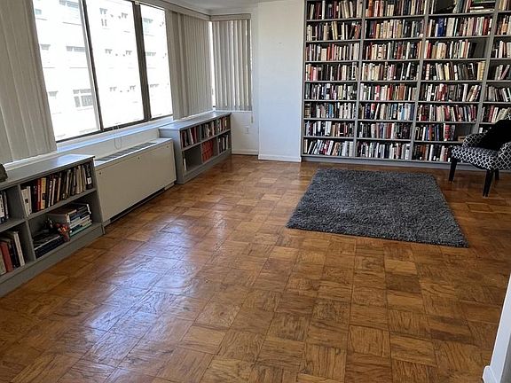 5th image of 522 21st St NW APT 811