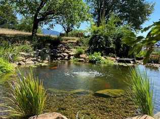 5510 Tunnel Loop Rd, Grants Pass, OR 97526