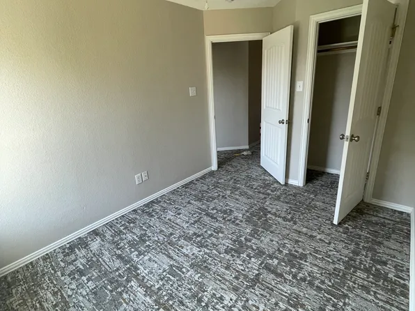 8107 Arbor Ave, Fort Worth, TX 76116