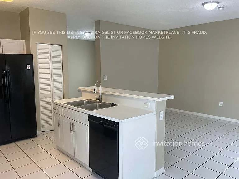 4415 SW 153rd Ave — Photo 7