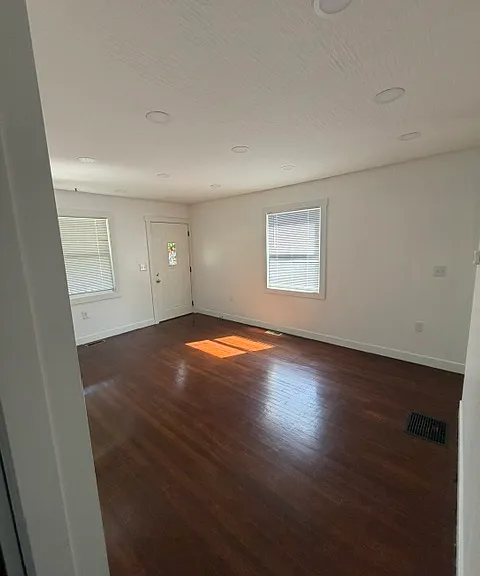 1485 Walsh Ave — Photo 4