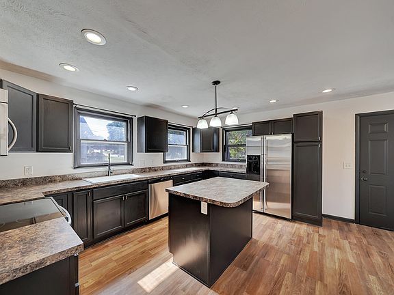 5th image of 4812 Hillside St #4812
