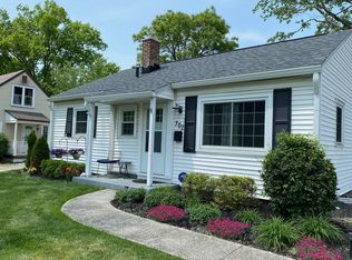 702 E Weisheimer Rd, Columbus, OH 43214