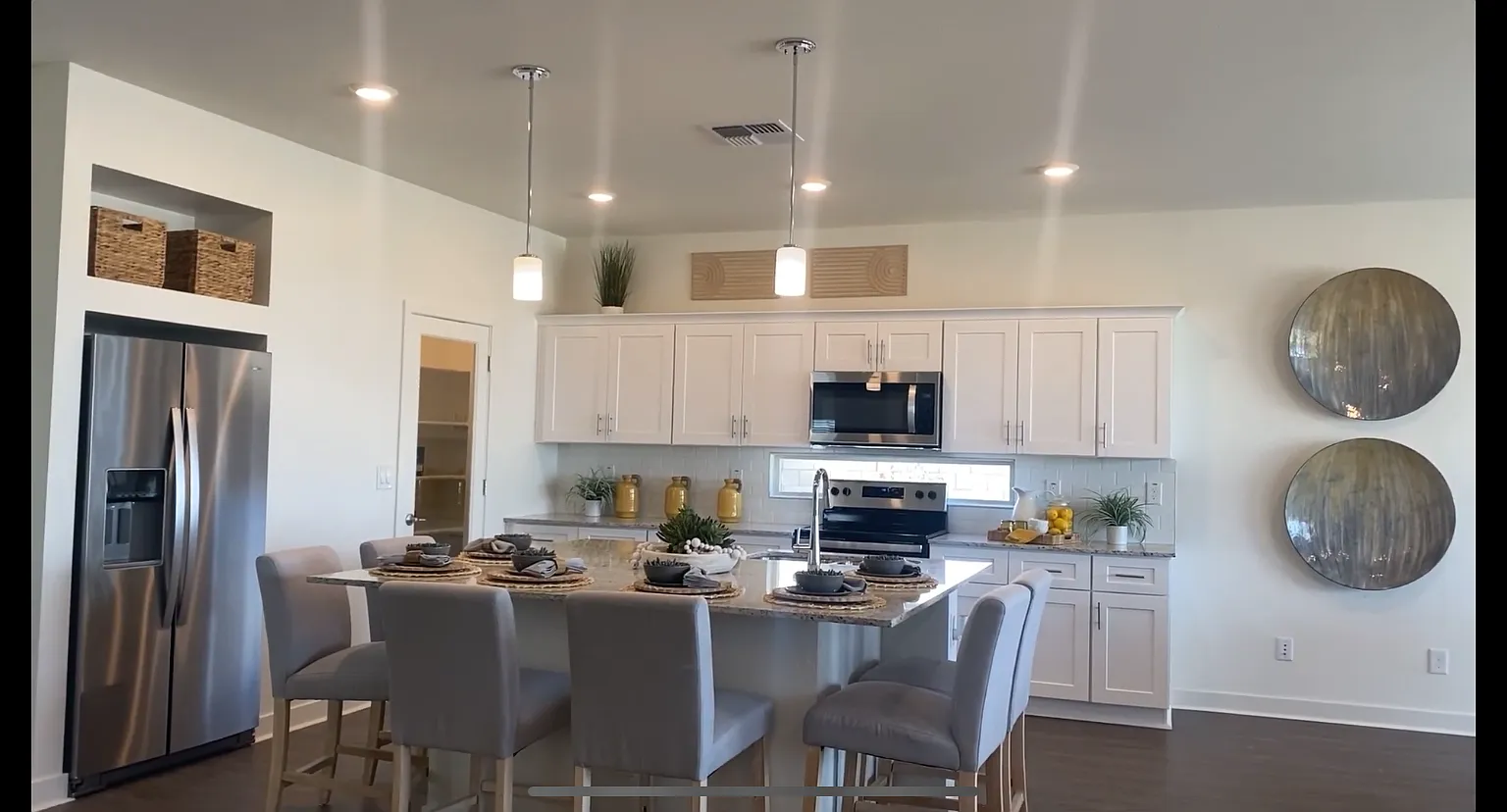 4 bed, 1846 sqft, $1,800 — Photo 3