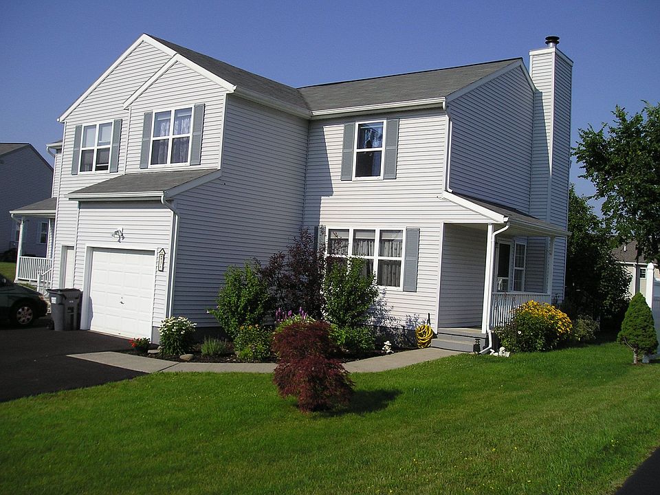 1st image of 3 Erie Ct