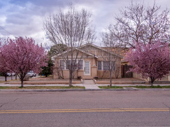 902 Marquette Ave NW, Albuquerque, NM 87102