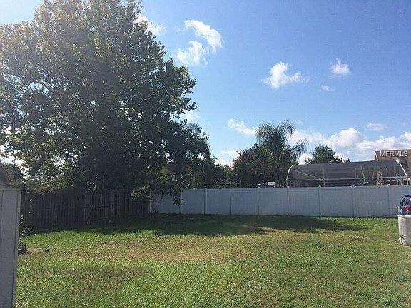 5th image of 8120 Lesia Cir