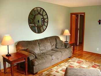 3rd image of 11361 N Heights Dr NW