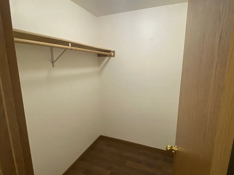2415 Eureka St — Photo 7