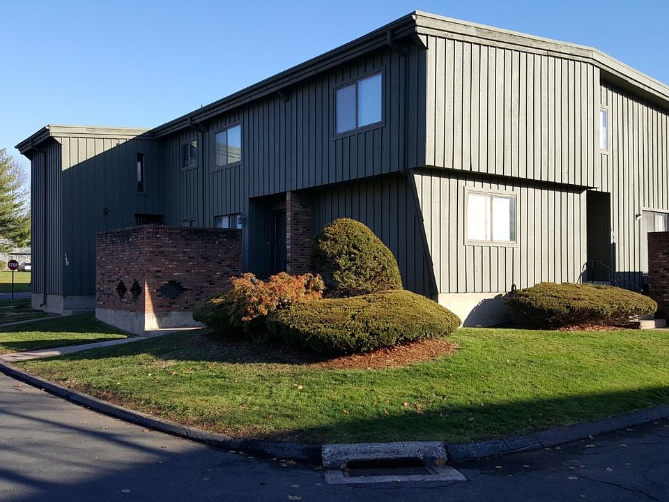 For Sale: 136 Webster Ct., Newington, CT 06111