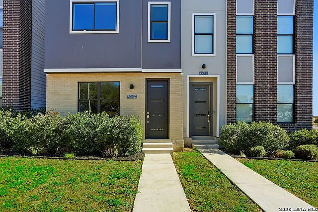 7940 Kennedy Hl #7 — Photo 7