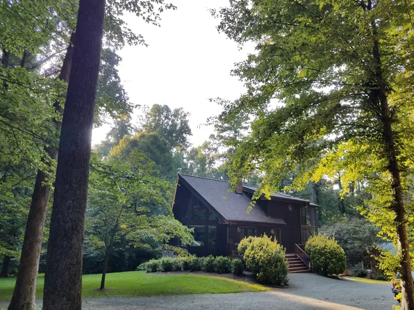 210 Efland St, Efland, NC 27243