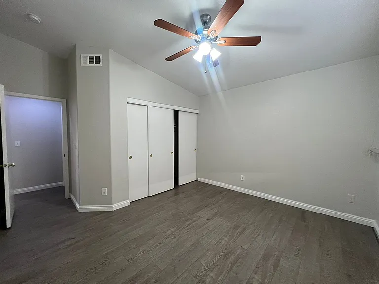 2708 Ganzo St — Photo 24