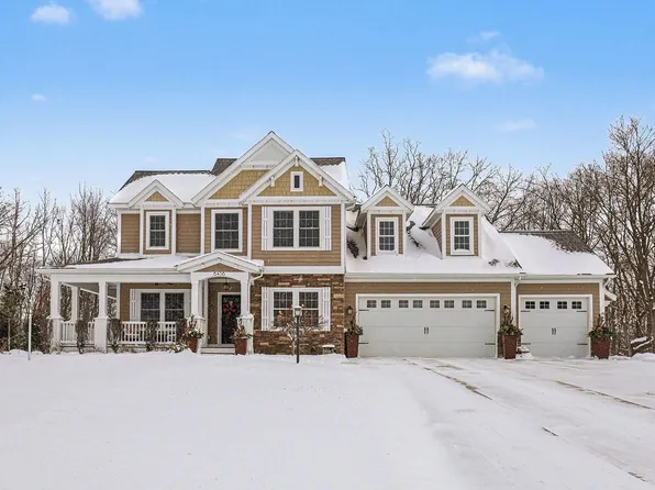 6436 Summer Meadows Dr NE, Rockford, MI 49341