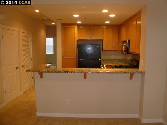 5th image of 110 Portola Pl
