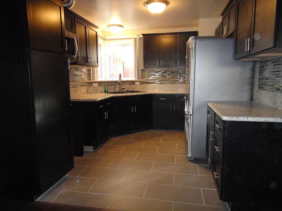 1st image of 626 W California Ave