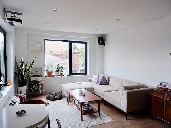 691 Marcy Avenue image 1 of 7