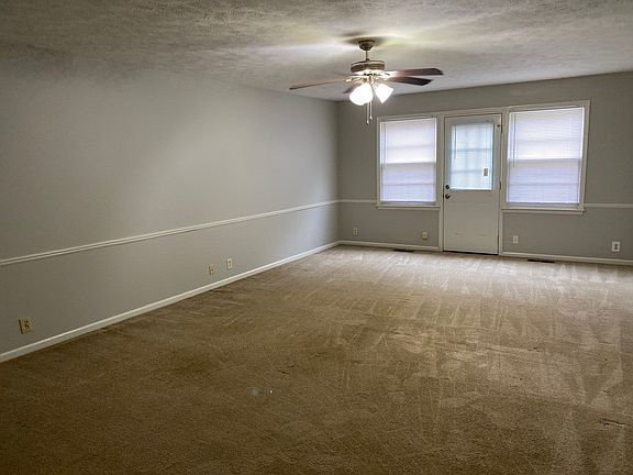 4th image of 809-813 Westwood Ave #809