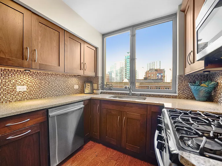 625 N Dearborn St #960 — Photo 13