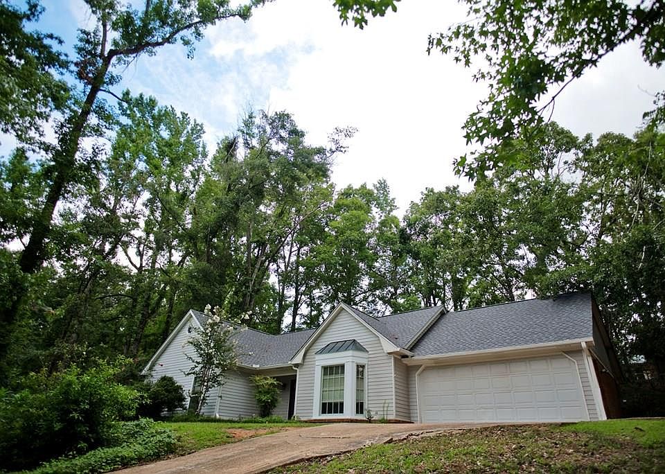 1st image of 1128 Shelia Dr
