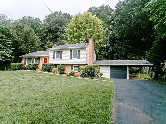 3rd image of 93 Wellington Dr