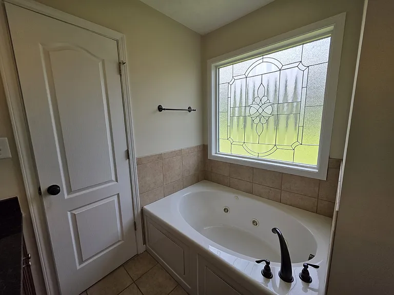 4608 Crystobal Rd — Photo 13