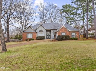 111 Oakmont Dr, Madison, MS 39110