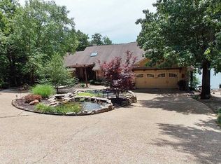 26 Forfar Cir, Bella Vista, AR 72715