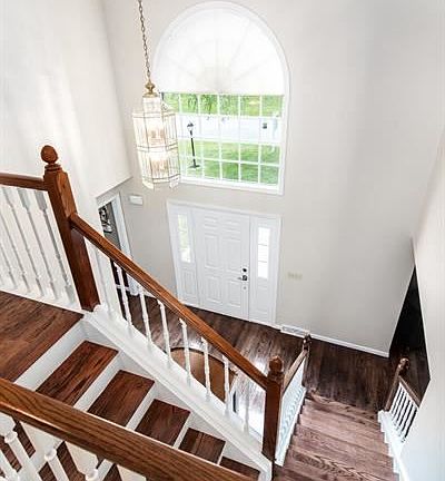 4th image of 307 Waterford Ct