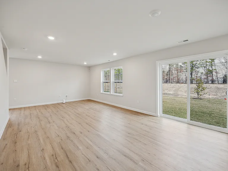 107 Malibu Dr — Photo 6