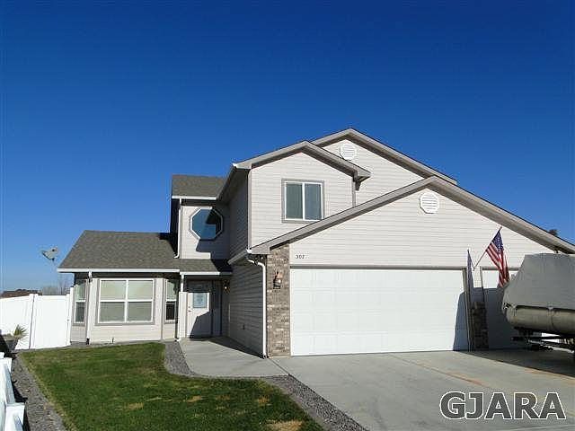 1st image of 307 Applewood Ct
