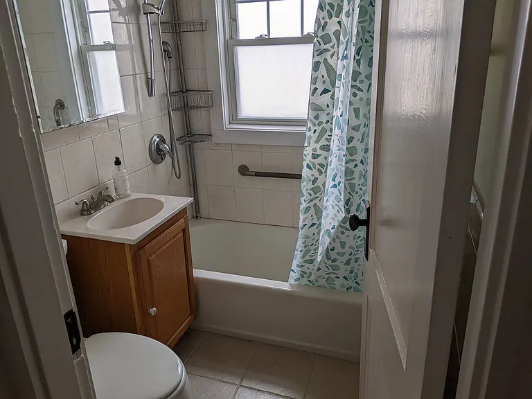 46 Park Avenue Ext — Photo 3