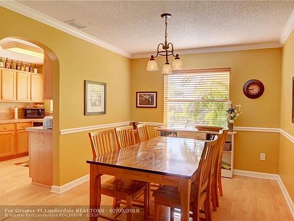 4th image of 1314 NW 192nd Ln