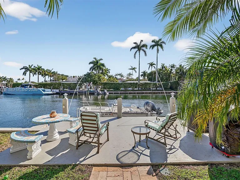 180 Isle Of Venice Dr #121 — Photo 46