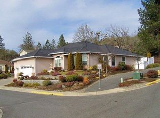 200 Stone Fly Ct, Grants Pass, OR 97526