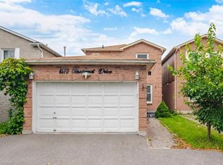 1579 Marshcourt Dr, Pickering, ON L1V6G5