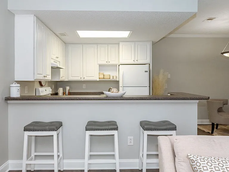 Hawthorne Meadowview — Photo 21