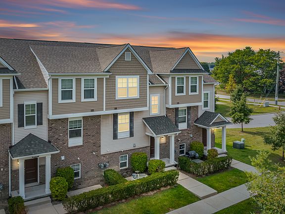 2nd image of 4636 Bradley Cir