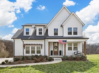 1233 Hartsfield Dr, Columbia, TN 38401