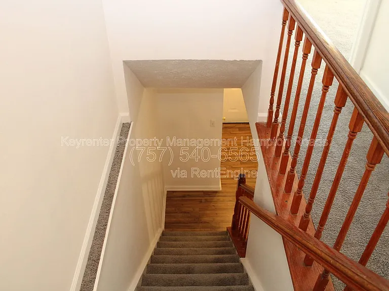 44 Lucinda Ct — Photo 36