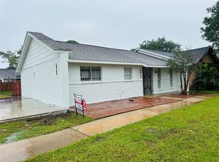 6869 Chasewood Dr, Missouri City, TX 77489