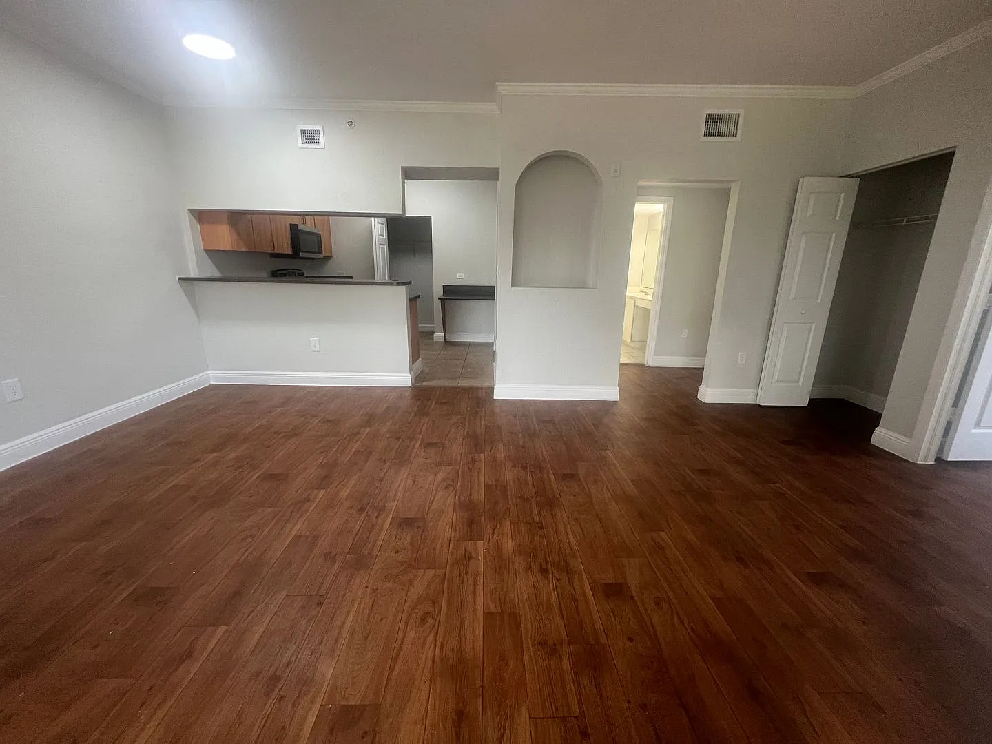 City Center Apartments — Photo 4