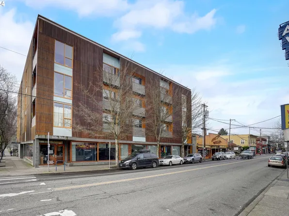 915 SE 35th Ave APT 204, Portland, OR 97214