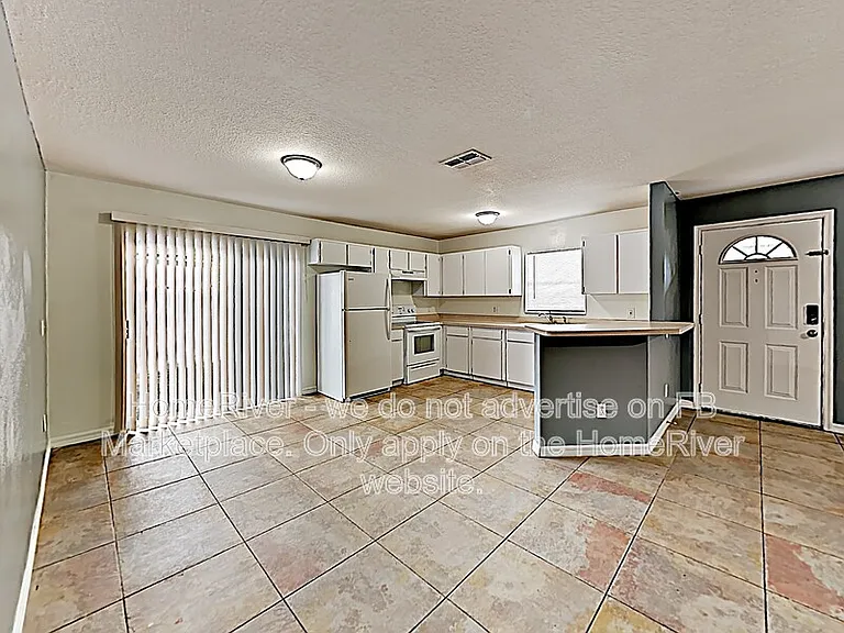 3519 N 10th St — Photo 7