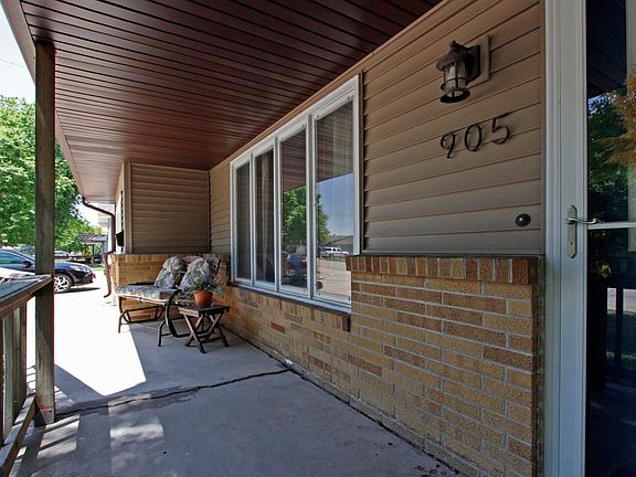 5th image of 905 W Philip Ave